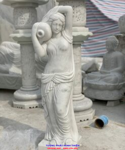 Alternative view of Tượng Cô Gái