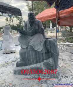 Alternative view of La Hán Kỵ Tượng