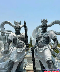 Alternative view of Kim Cang